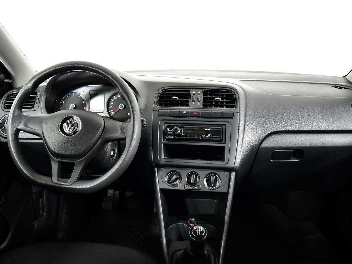 Купить Volkswagen Polo, 2015, 71 012 км, фото №12