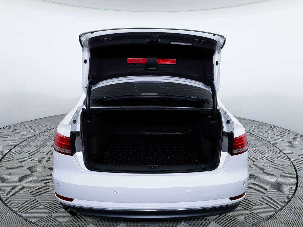 Купить Audi A4, 2015, 120 174 км, фото №6