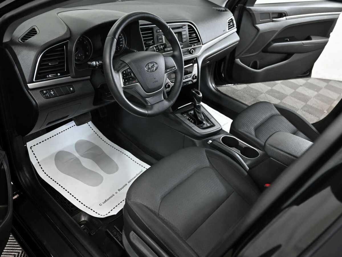 Купить Hyundai Elantra, 2017, 93 000 км, фото №9