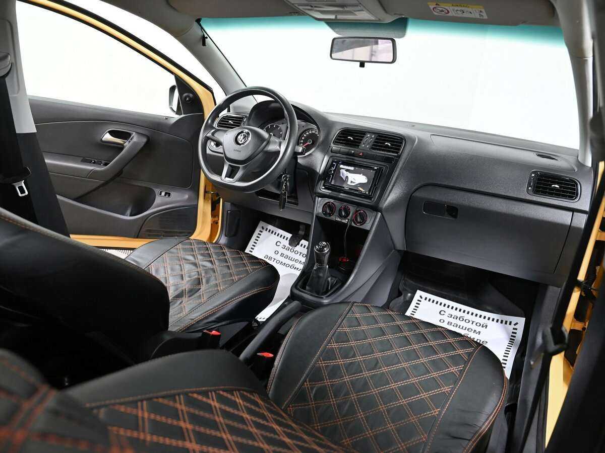 Купить Volkswagen Polo, 2017, 114 000 км, фото №8