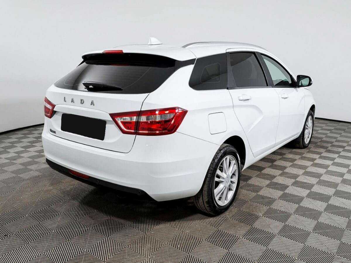 Купить Lada (ВАЗ) Vesta SW, 2018, 139 100 км, фото №5