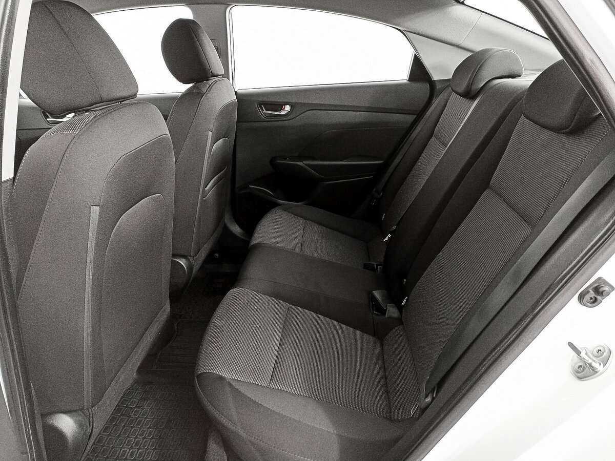 Купить Hyundai Solaris, 2019, 58 346 км, фото №10