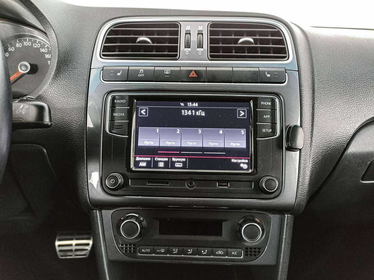 Купить Volkswagen Polo, 2018, 85 637 км, фото №12