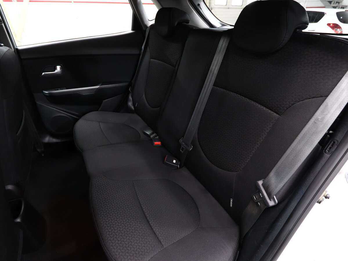 Купить Kia Rio, 2015, 59 140 км, фото №10