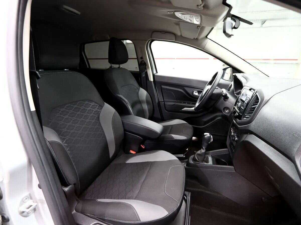 Купить Lada (ВАЗ) XRAY Cross, 2019, 60 000 км, фото №11