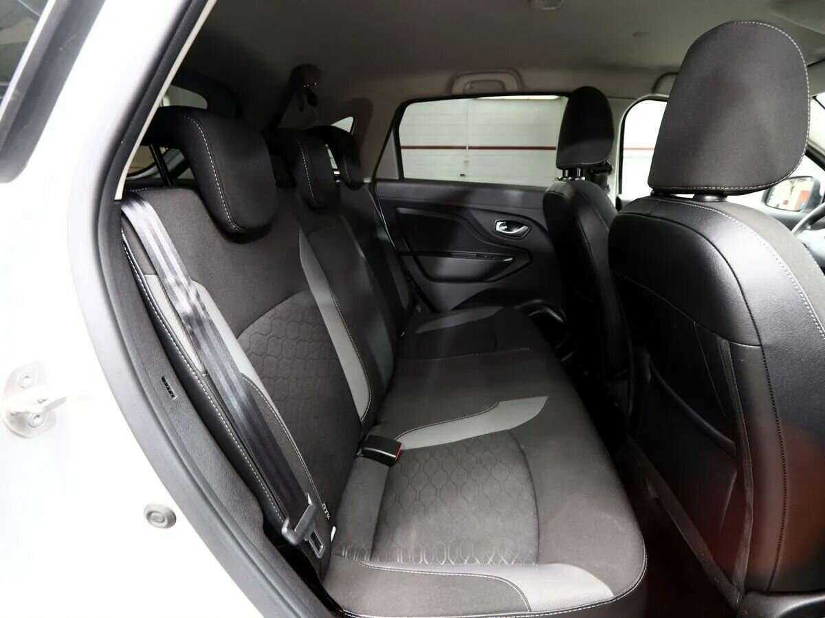 Купить Lada (ВАЗ) XRAY Cross, 2019, 60 000 км, фото №12