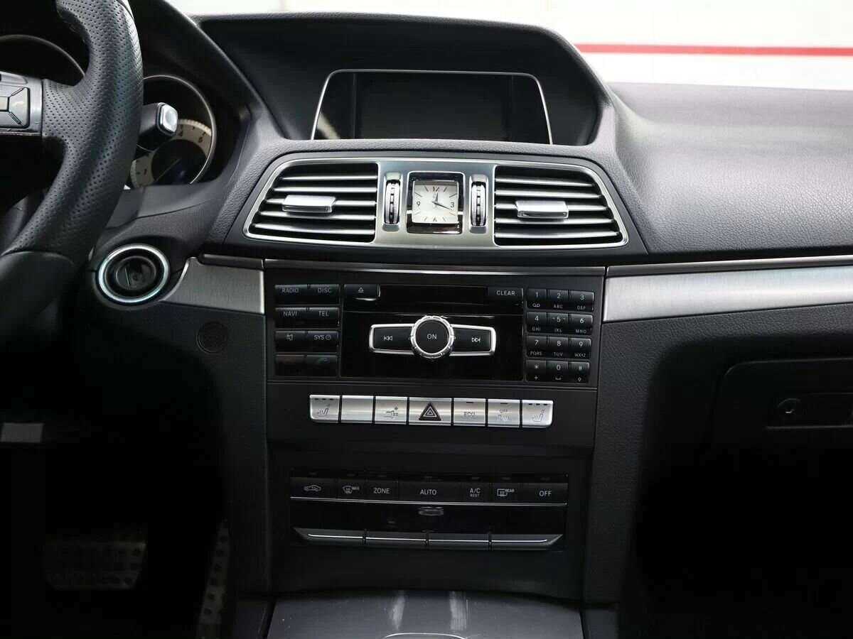 Купить Mercedes-Benz E-Класс 200, 2013, 266 000 км, фото №18