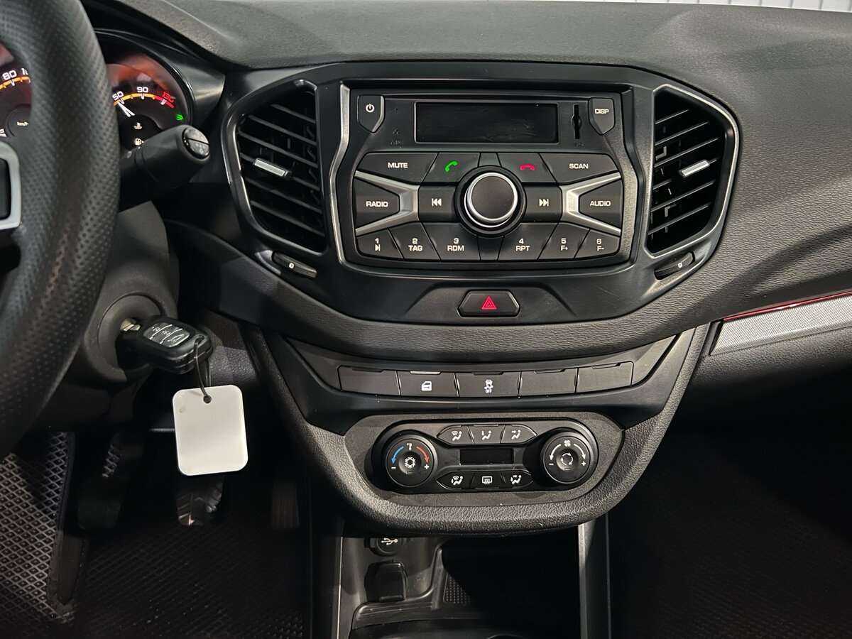 Купить Lada (ВАЗ) Vesta, 2020, 45 660 км, фото №12