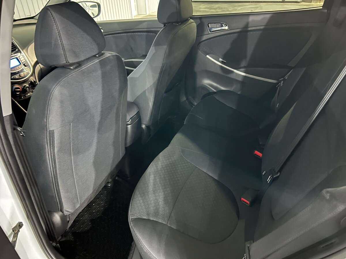 Купить Hyundai Solaris, 2014, 65 000 км, фото №14