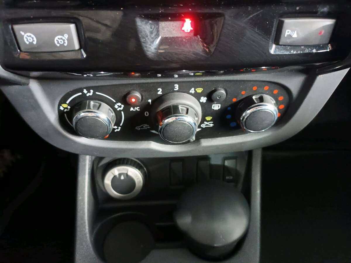 Купить Renault Duster, 2018, 58 000 км, фото №11