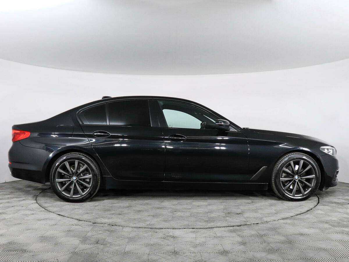 Купить BMW 5 серии 520d, 2017, 141 000 км, фото №6