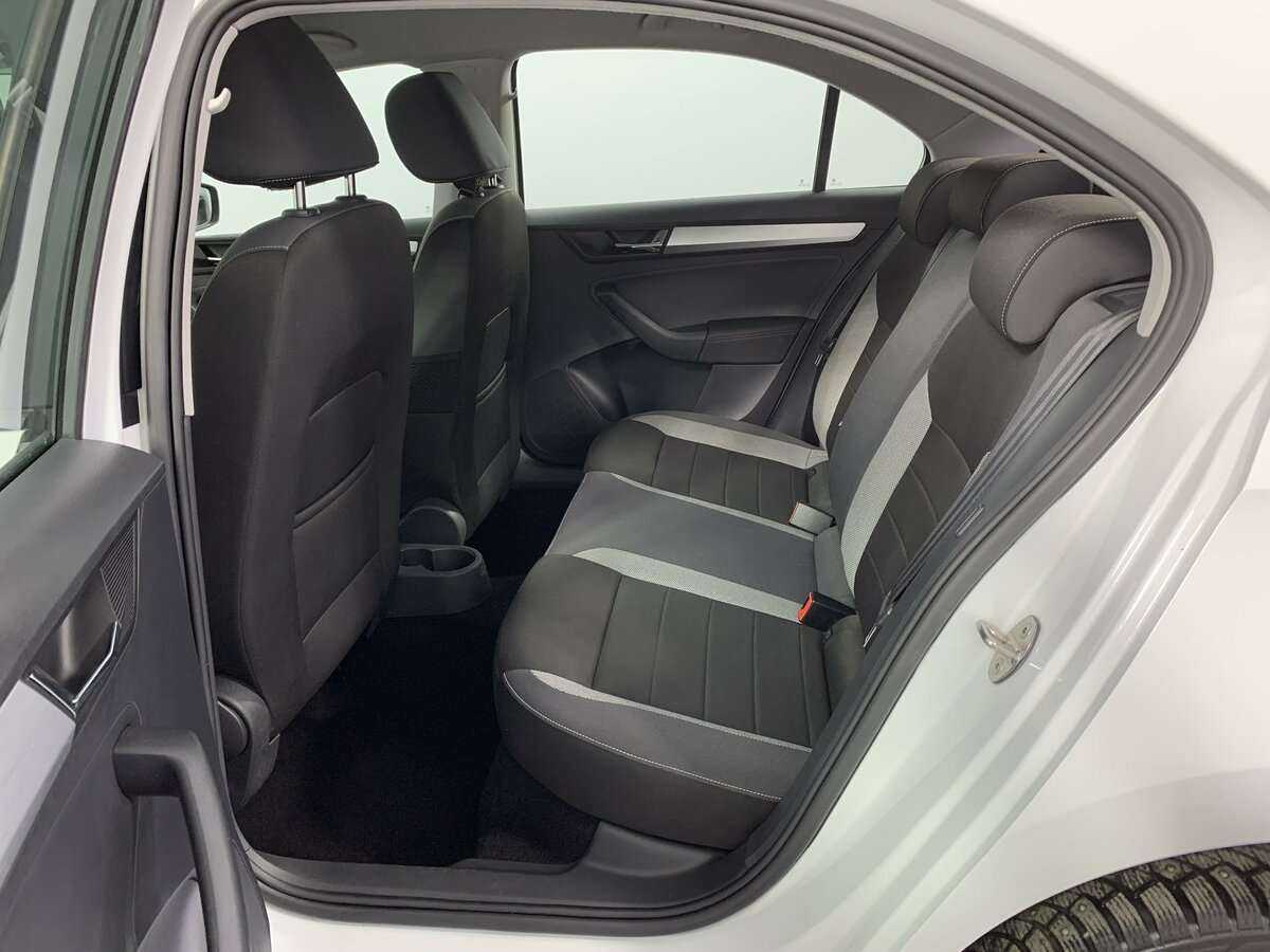 Купить Skoda Rapid, 2019, 60 219 км, фото №10