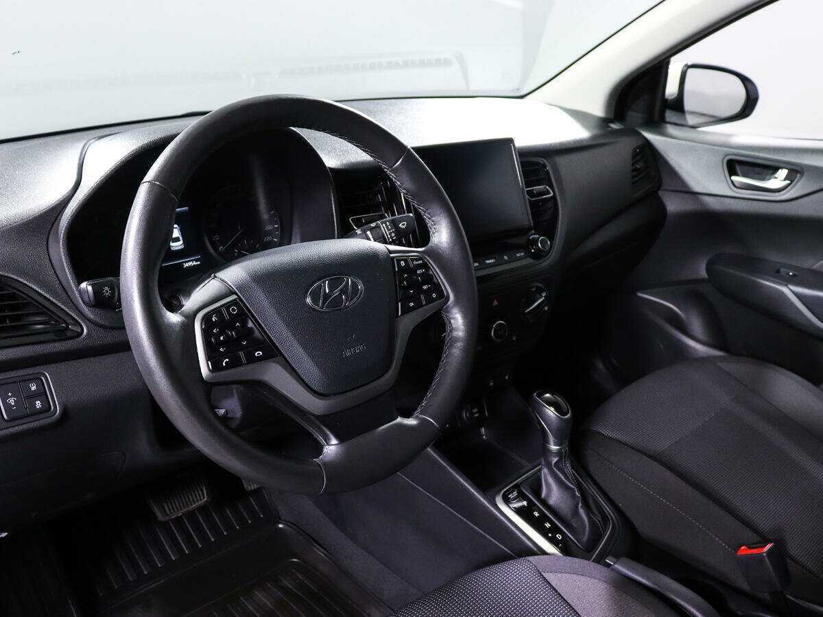 Купить Hyundai Solaris, 2022, 34 953 км, фото №12