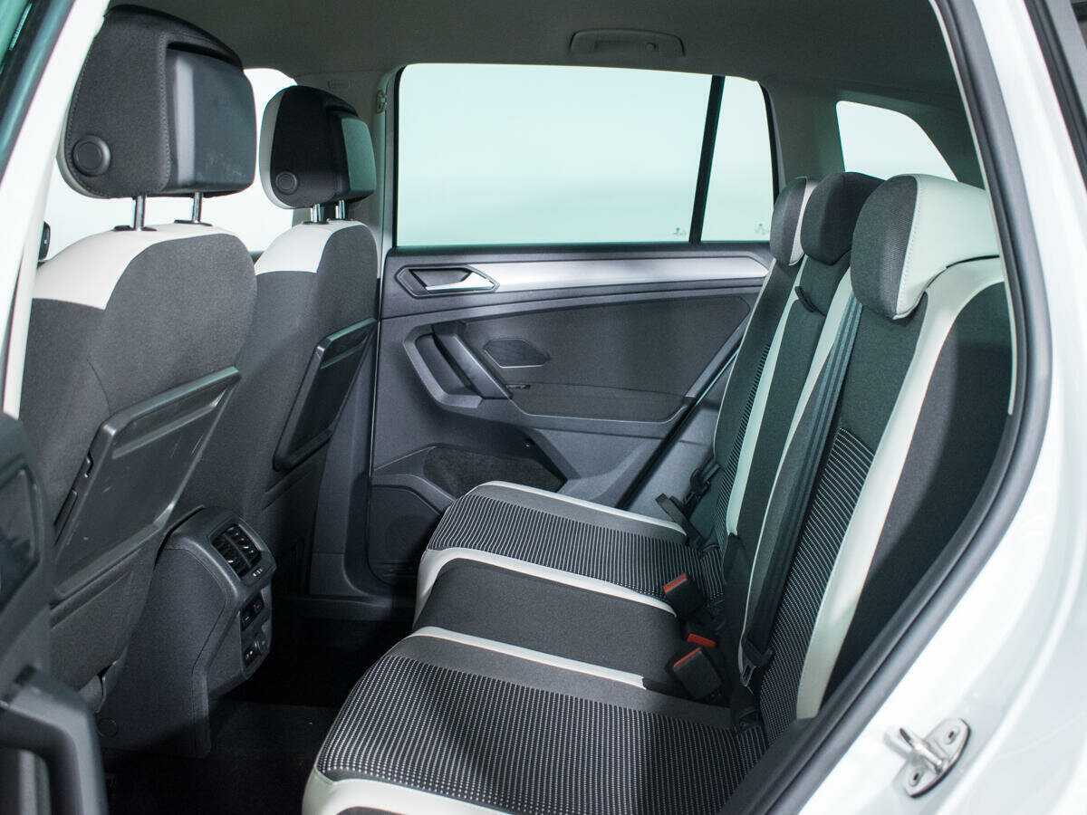 Купить Volkswagen Tiguan, 2020, 108 503 км, фото №10