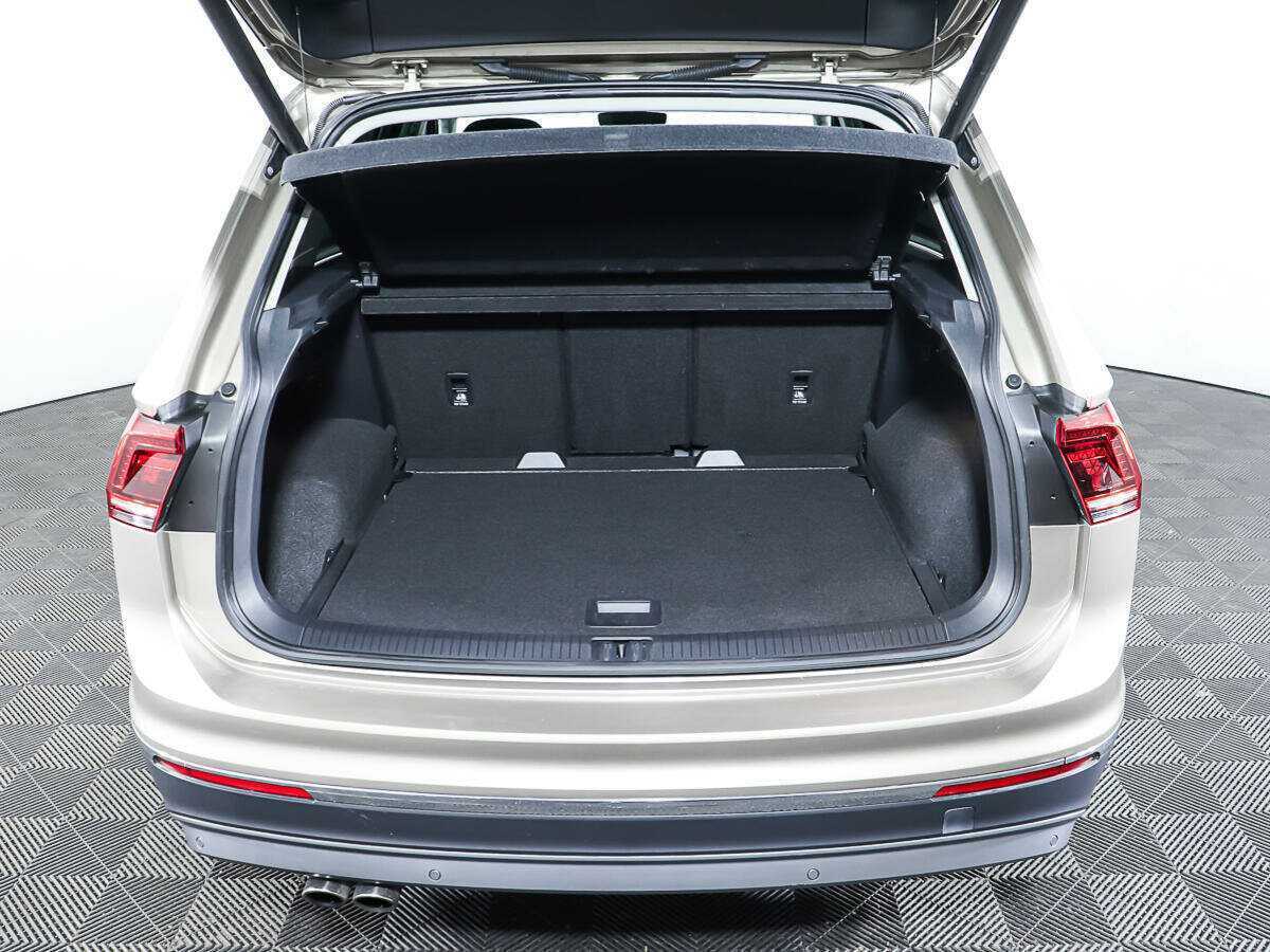 Купить Volkswagen Tiguan, 2017, 128 366 км, фото №10