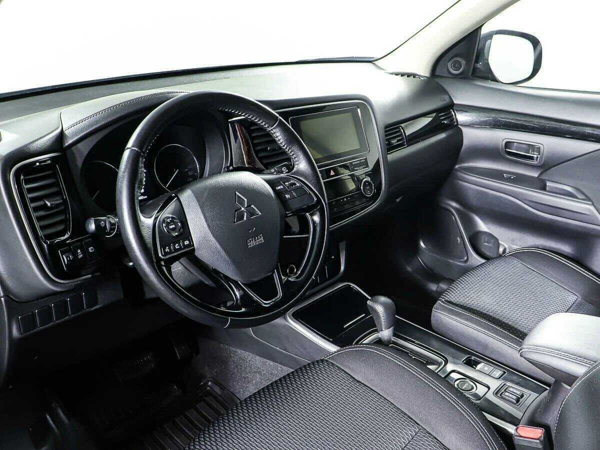 Купить Mitsubishi Outlander, 2019, 83 458 км, фото №14