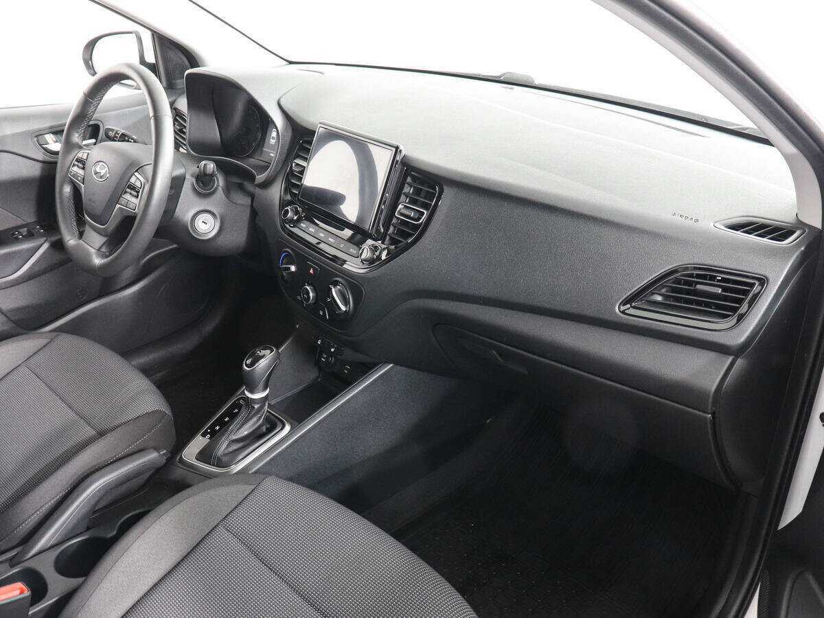 Купить Hyundai Solaris, 2021, 44 809 км, фото №10