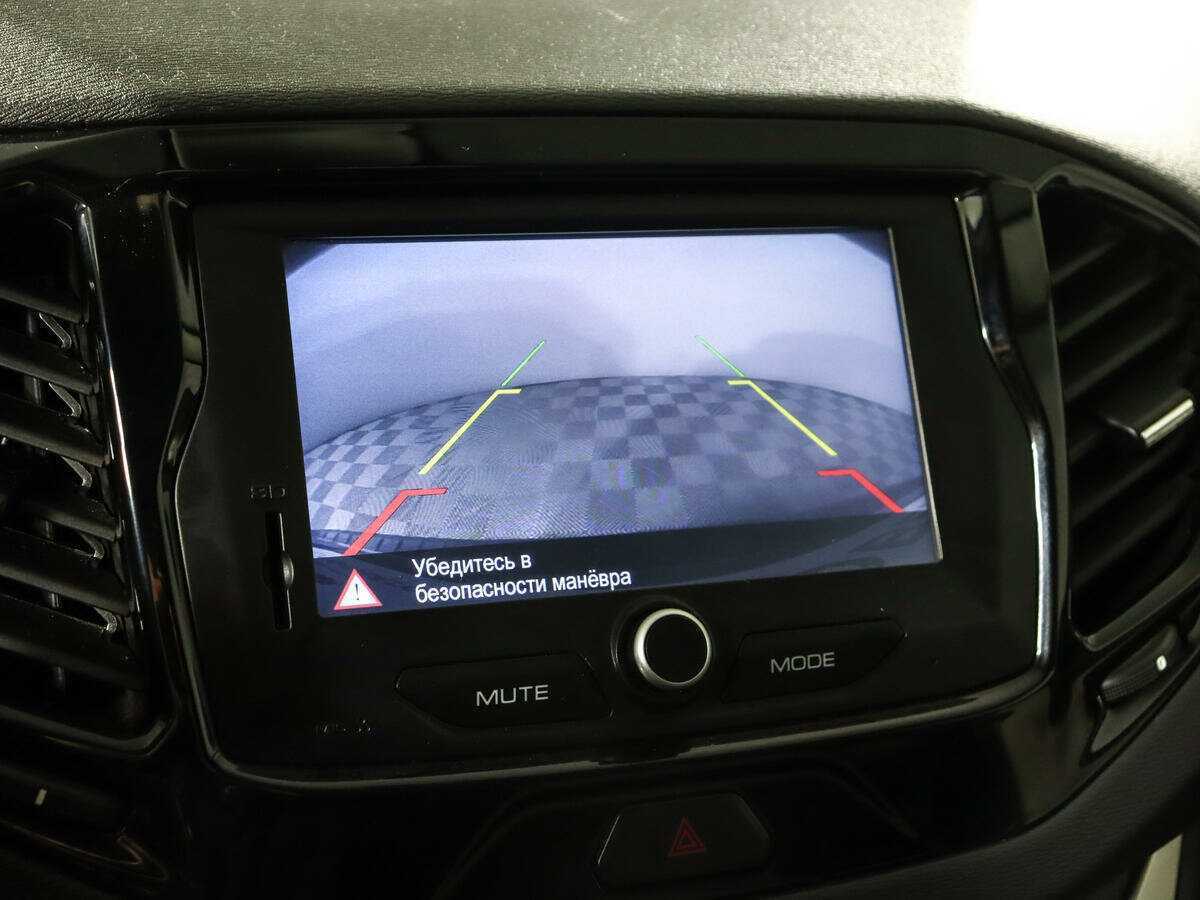 Купить Lada (ВАЗ) Vesta SW Cross, 2019, 43 550 км, фото №13