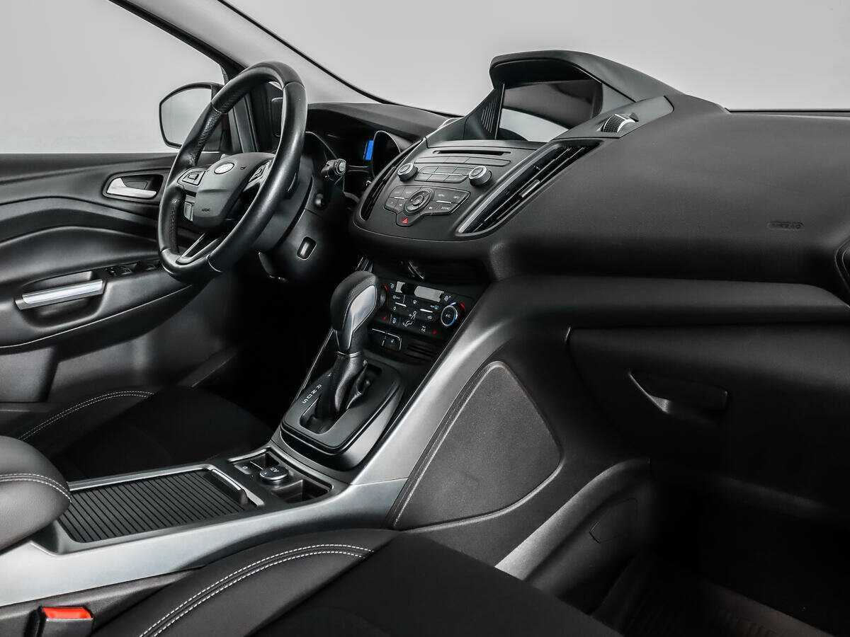 Купить Ford Kuga, 2017, 113 900 км, фото №12