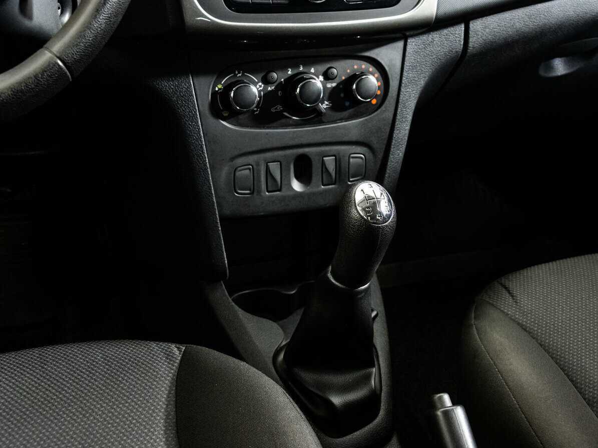 Купить Renault Logan, 2019, 133 003 км, фото №12