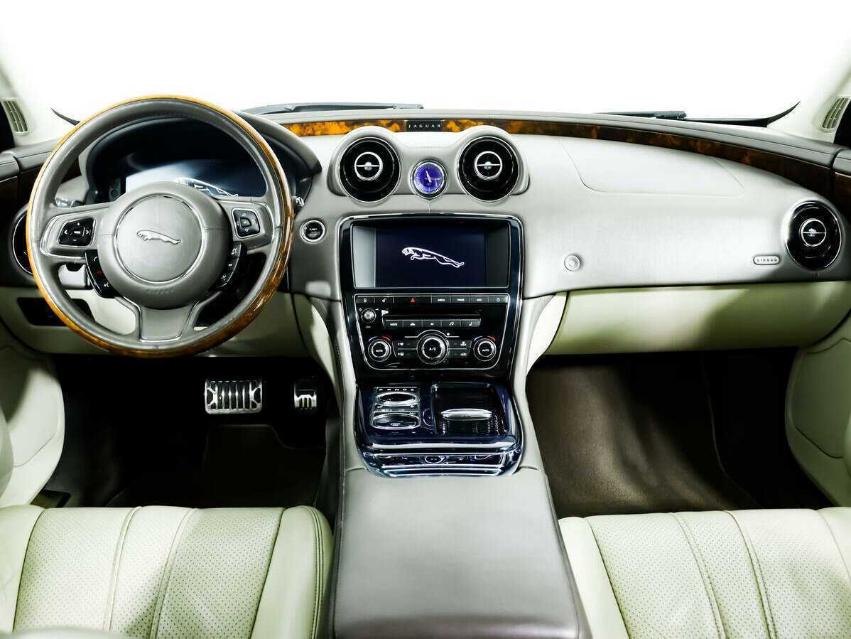 Купить Jaguar XJ, 2012, 147 000 км, фото №10