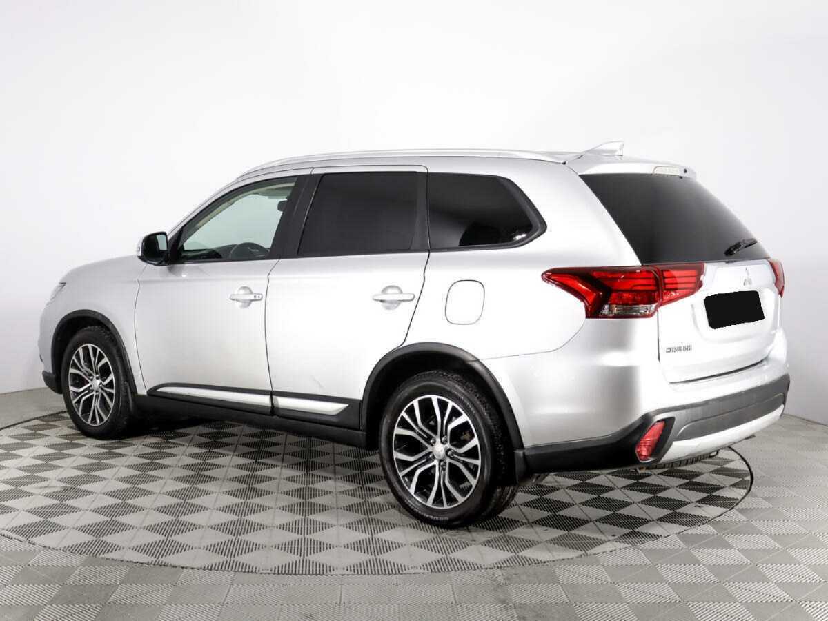 Купить Mitsubishi Outlander, 2017, 153 940 км, фото №6