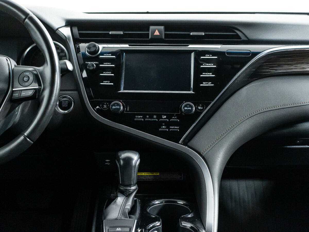 Купить Toyota Camry, 2018, 129 599 км, фото №14