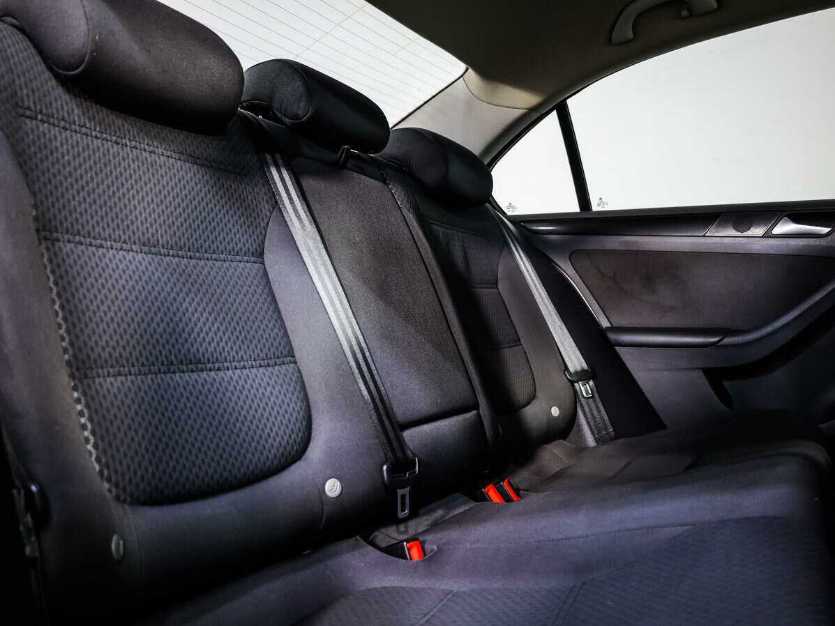 Купить Volkswagen Jetta, 2012, 182 859 км, фото №12