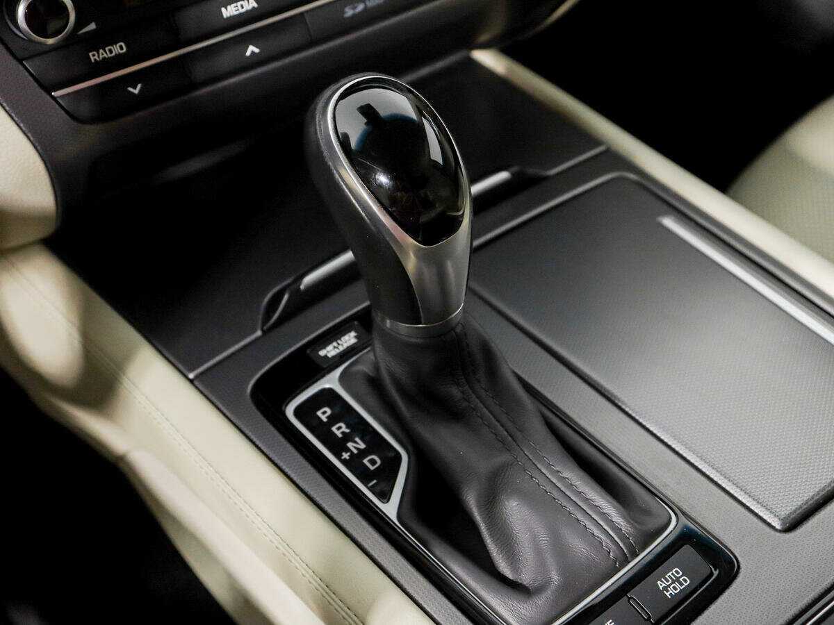Купить Hyundai Genesis, 2015, 66 376 км, фото №9
