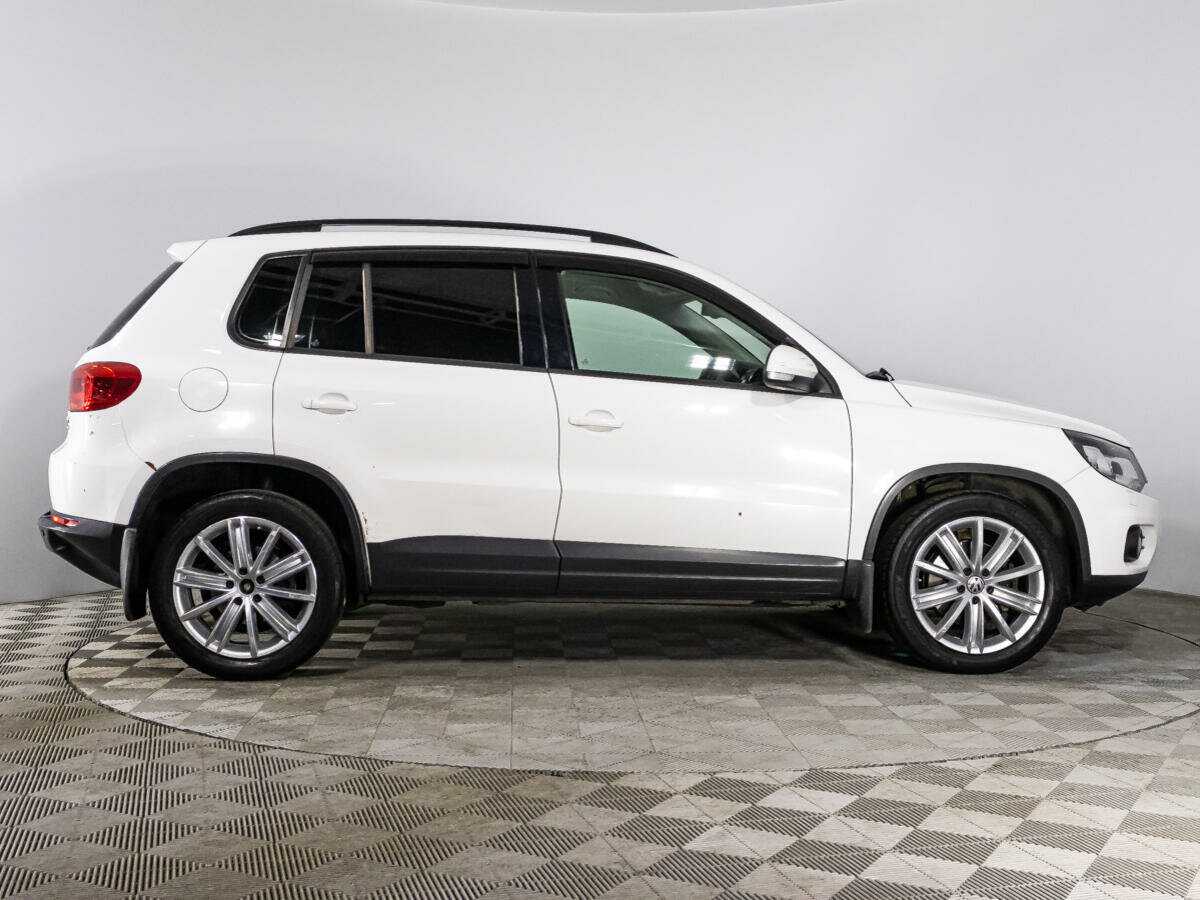 Купить Volkswagen Tiguan, 2013, 139 941 км, фото №4