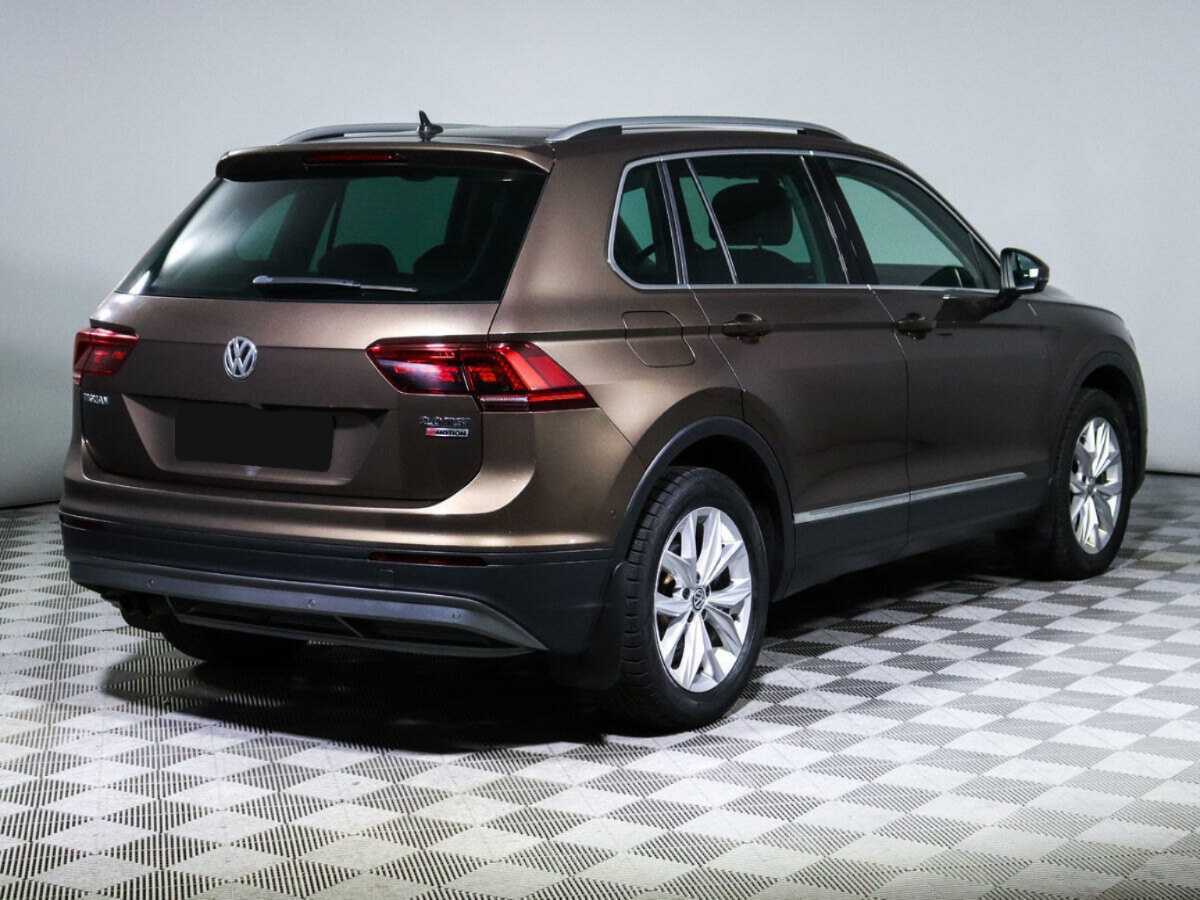 Купить Volkswagen Tiguan, 2017, 150 500 км, фото №4