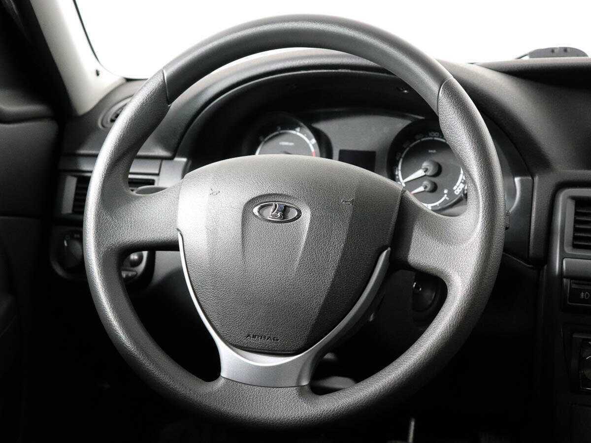 Купить Lada (ВАЗ) Priora, 2017, 140 095 км, фото №12