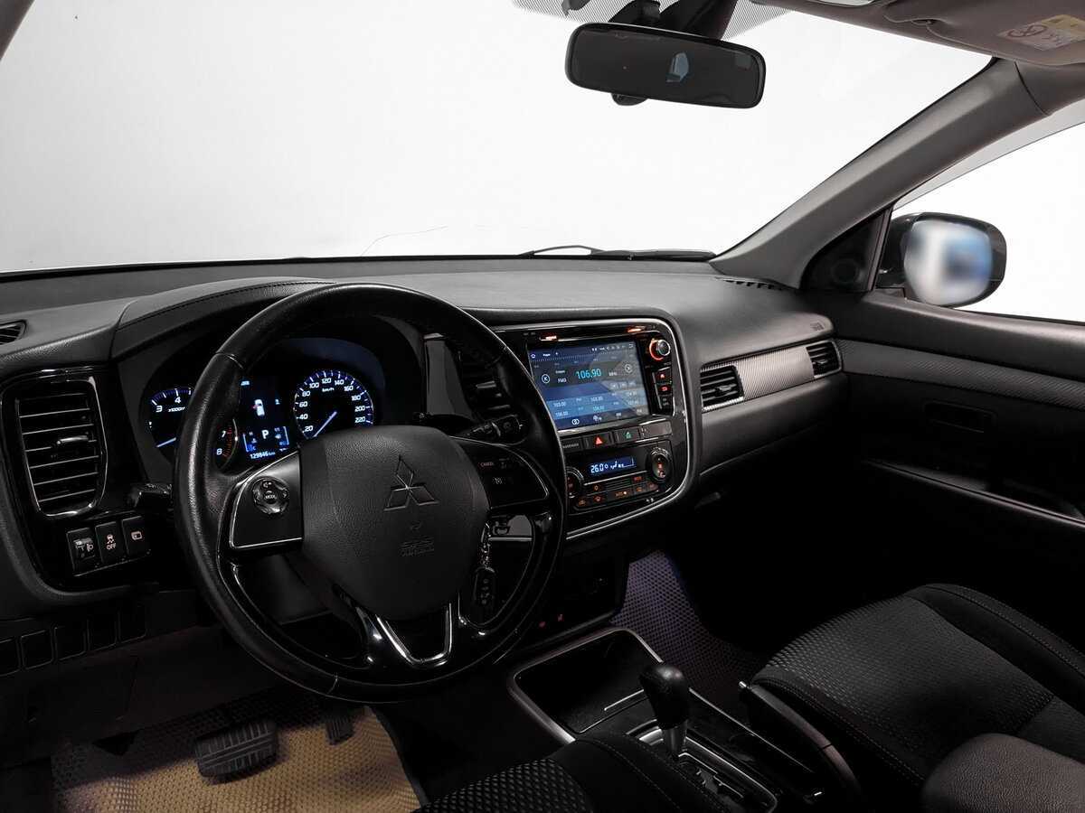 Купить Mitsubishi Outlander, 2017, 129 844 км, фото №18