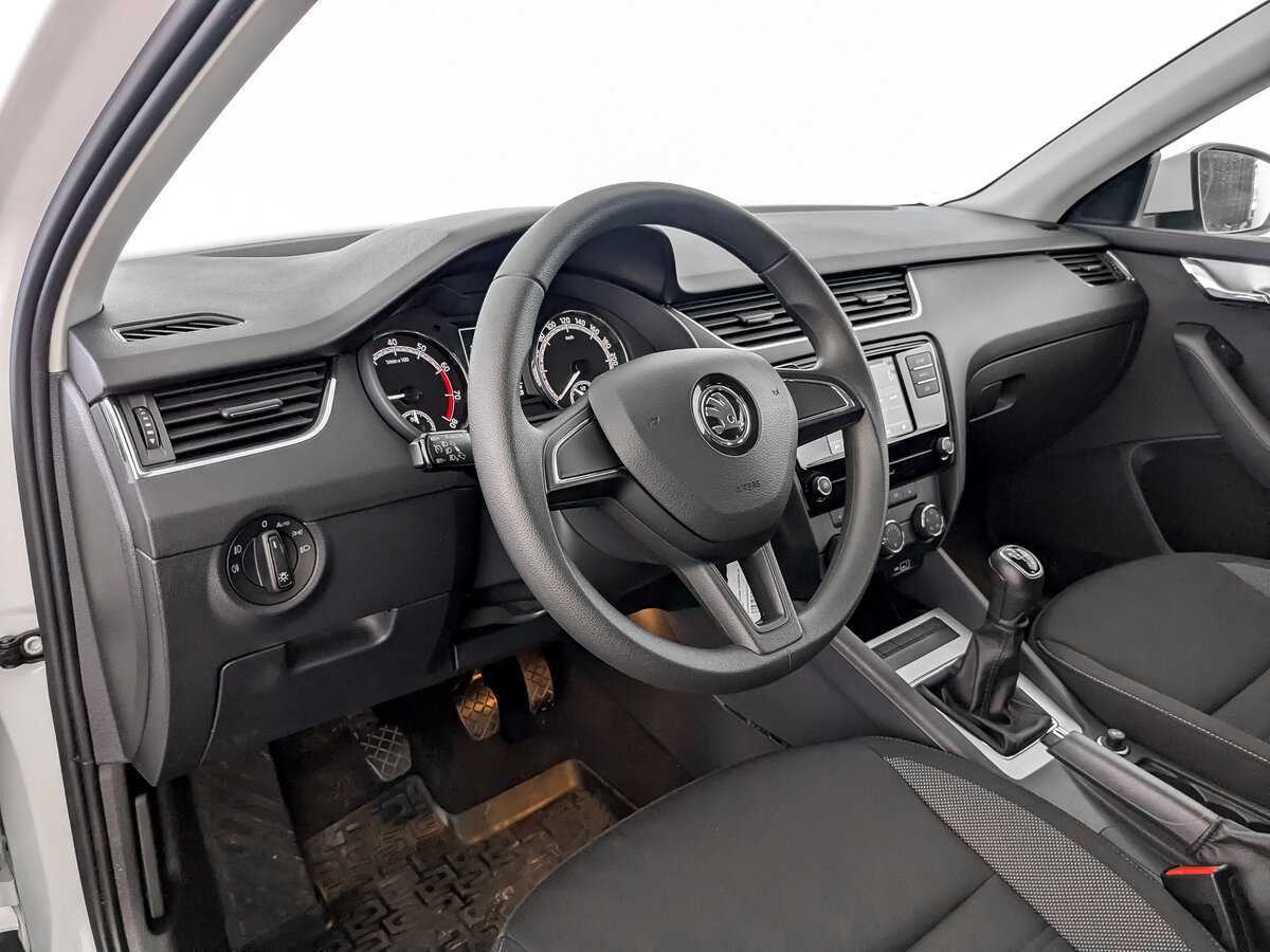 Купить Skoda Octavia, 2019, 50 560 км, фото №14