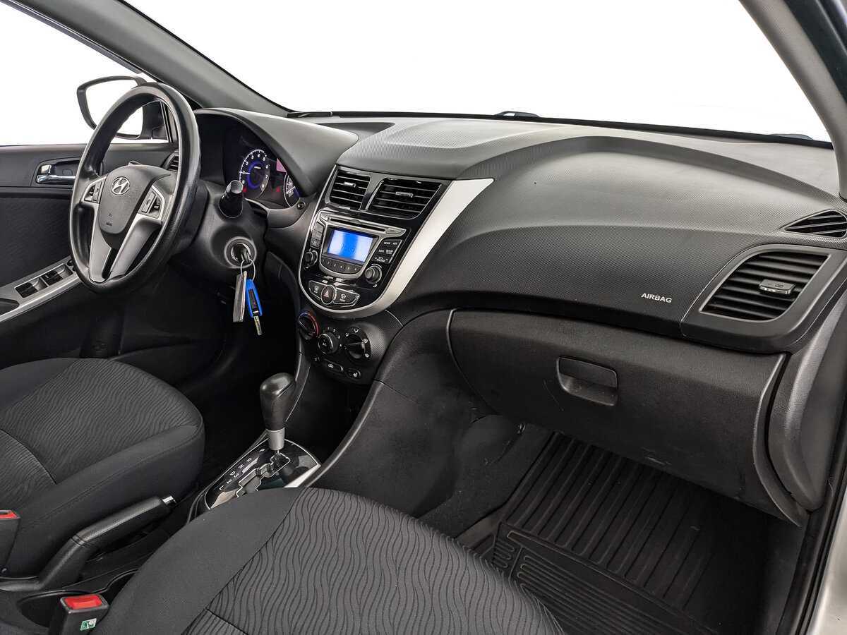 Купить Hyundai Solaris, 2012, 193 166 км, фото №9