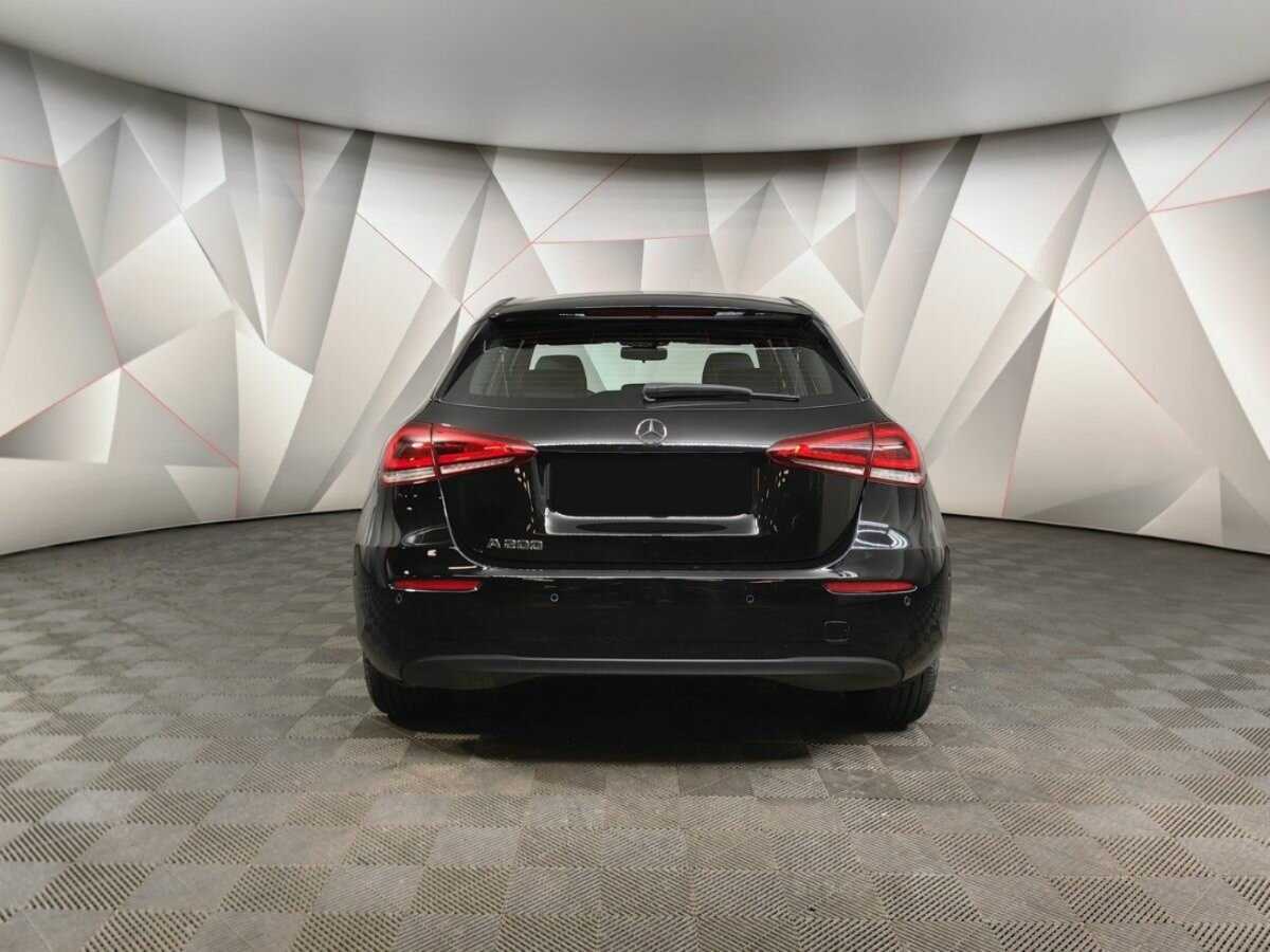 Купить Mercedes-Benz A-Класс 200, 2019, 37 817 км, фото №8