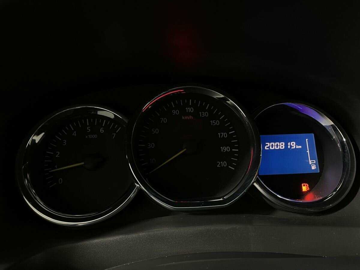 Купить Renault Logan, 2018, 200 819 км, фото №11