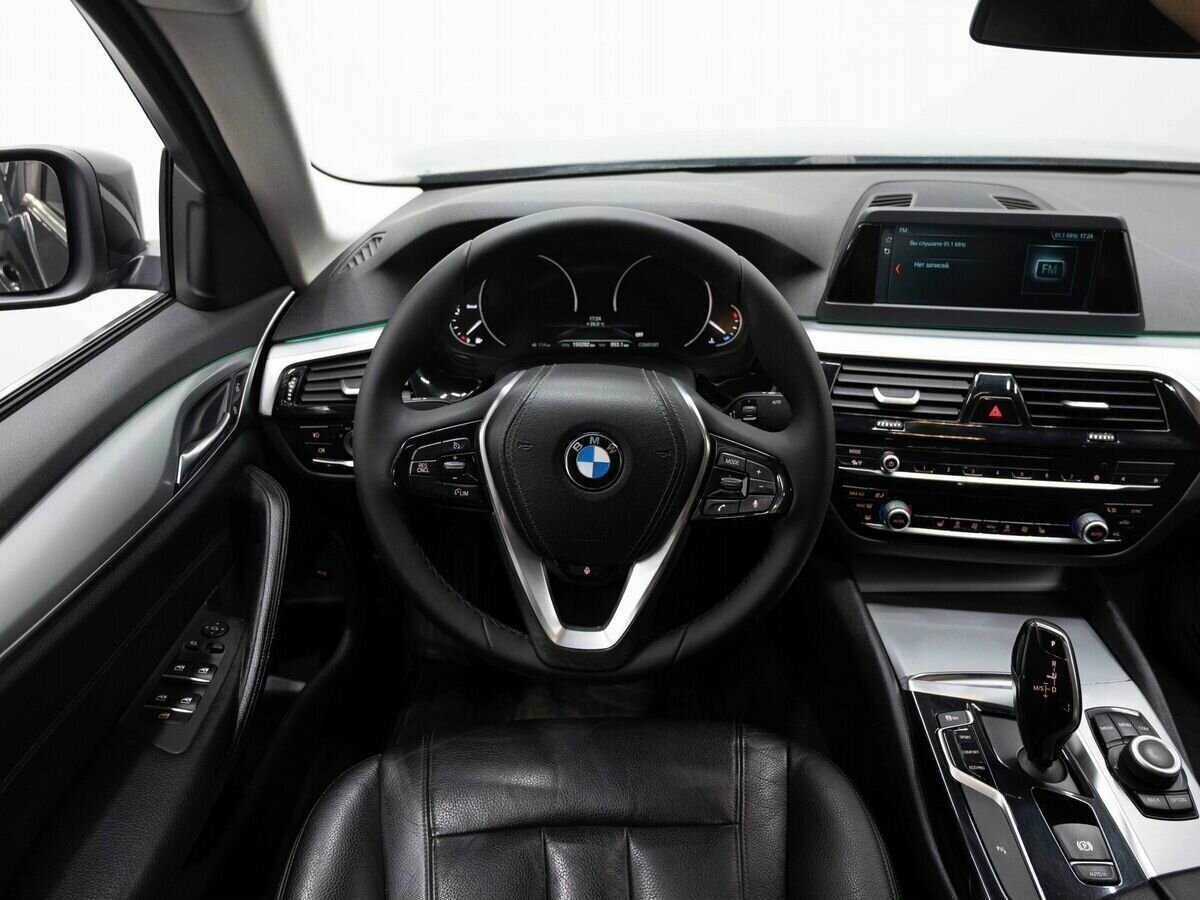 Купить BMW 5 серии 520d, 2018, 155 280 км, фото №15