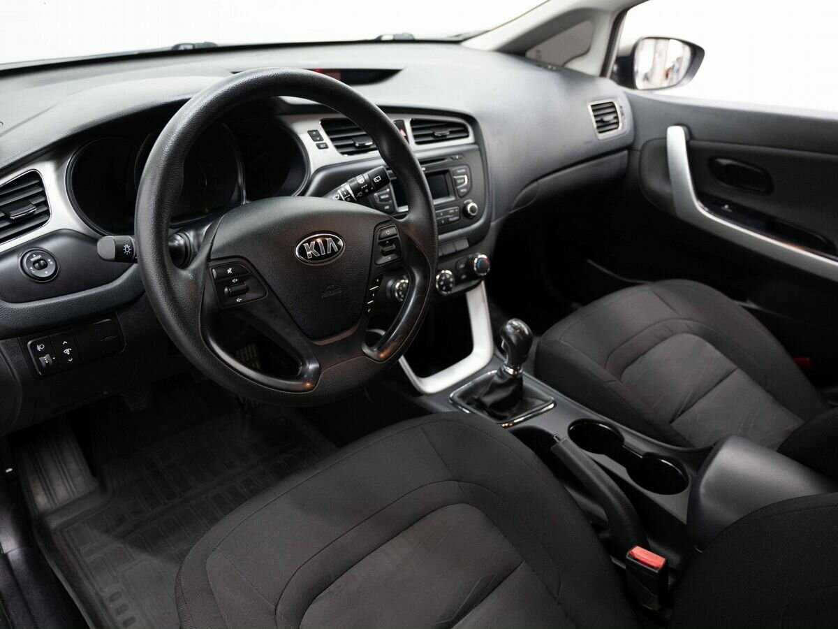 Купить Kia Ceed, 2013, 130 000 км, фото №7