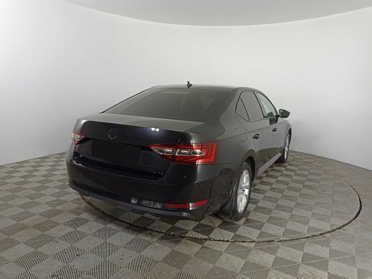 Купить Skoda Superb, 2018, 126 053 км, фото №5