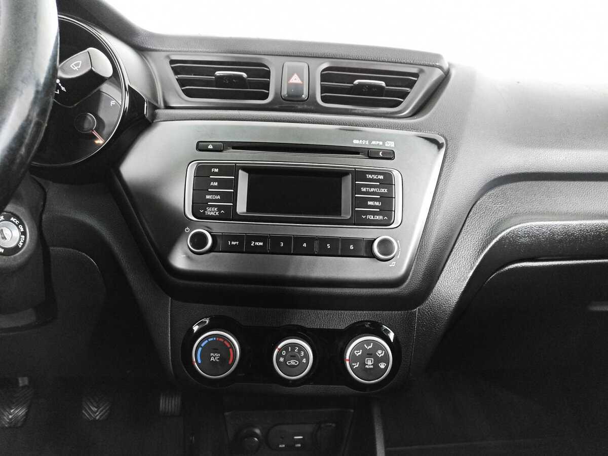 Купить Kia Rio, 2015, 196 215 км, фото №13