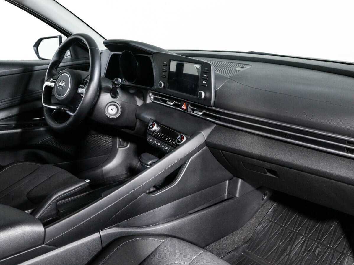 Купить Hyundai Elantra, 2021, 38 166 км, фото №9