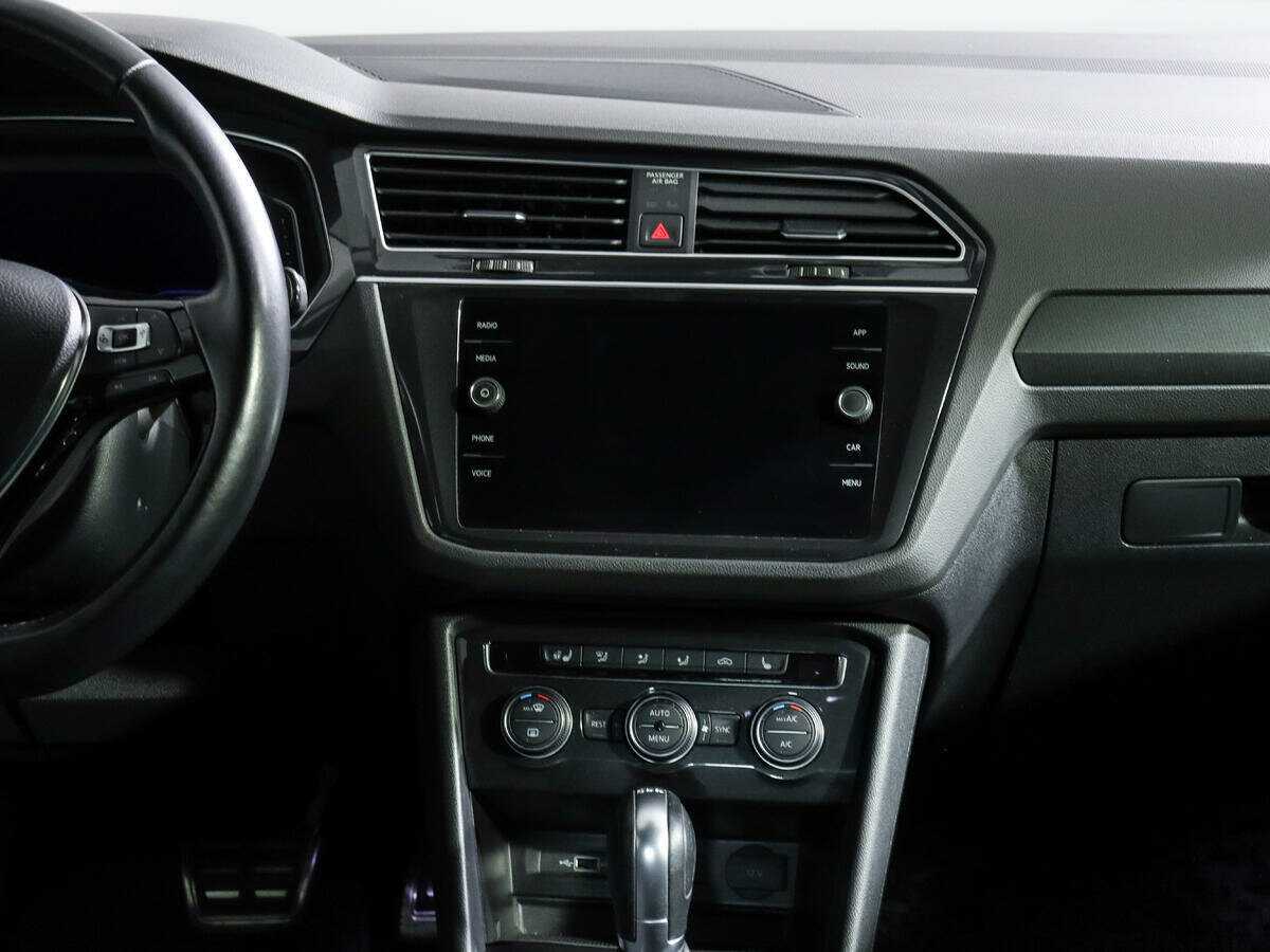 Купить Volkswagen Tiguan, 2018, 153 968 км, фото №13
