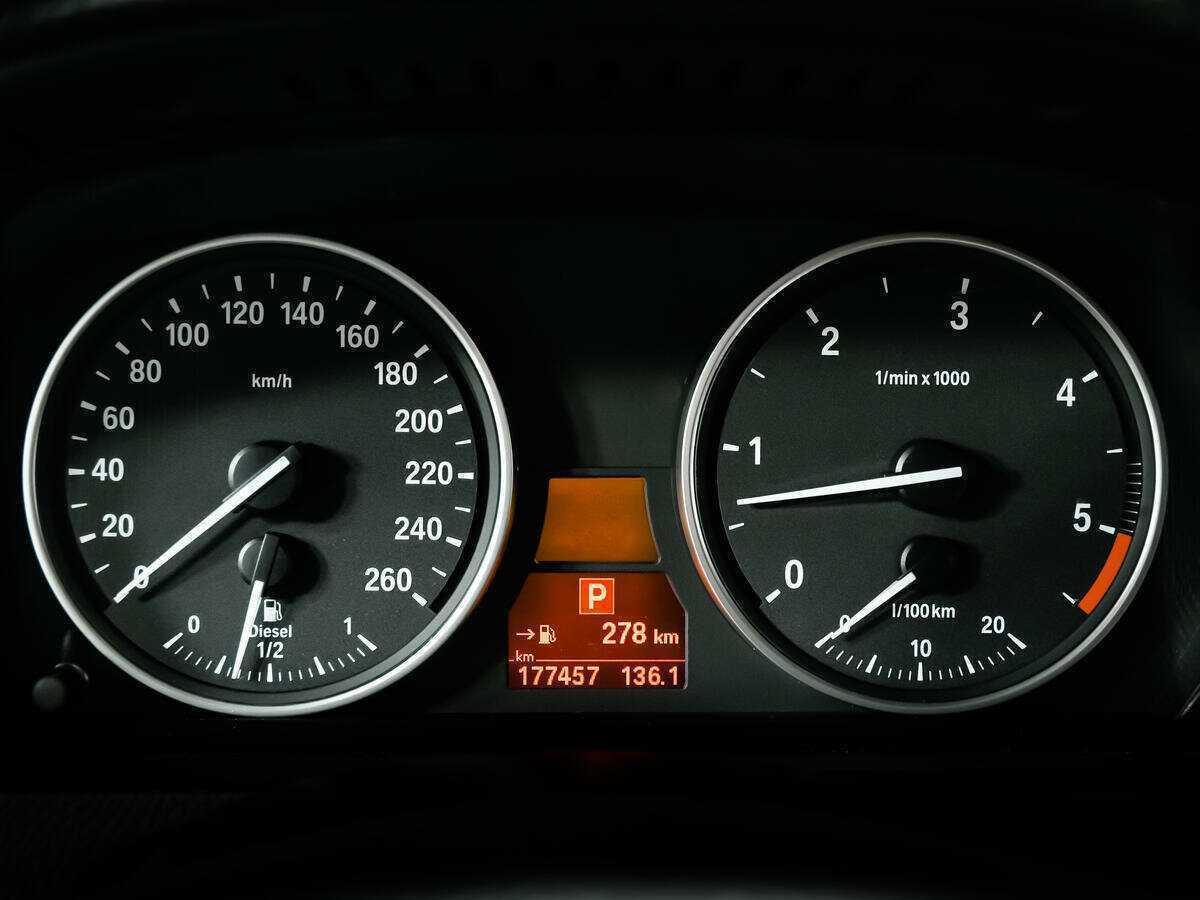 Купить BMW X5 30d, 2012, 177 457 км, фото №10