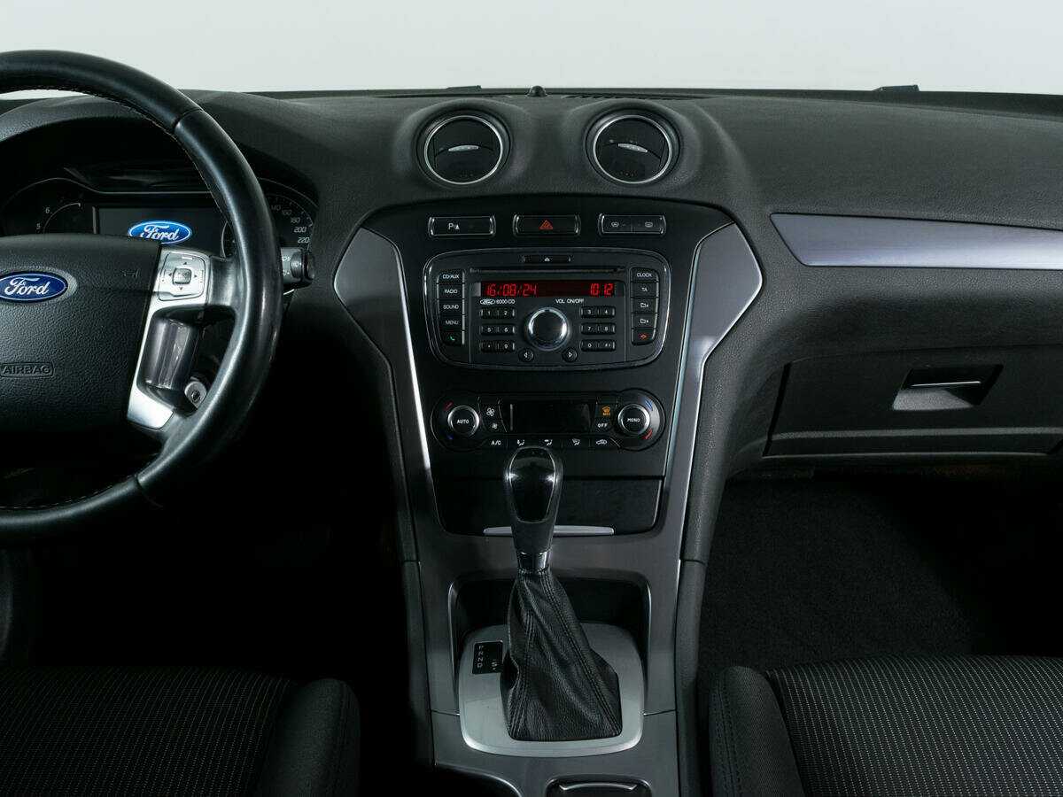 Купить Ford Mondeo, 2013, 169 808 км, фото №11