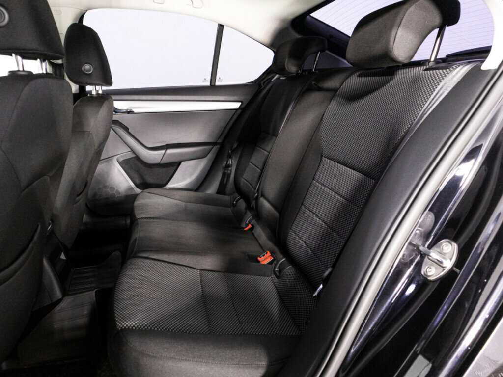 Купить Skoda Octavia, 2013, 70 123 км, фото №10