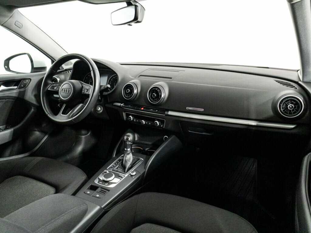 Купить Audi A3, 2017, 79 637 км, фото №9