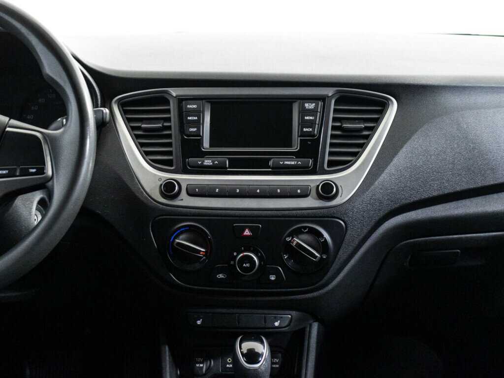 Купить Hyundai Solaris, 2019, 89 965 км, фото №14