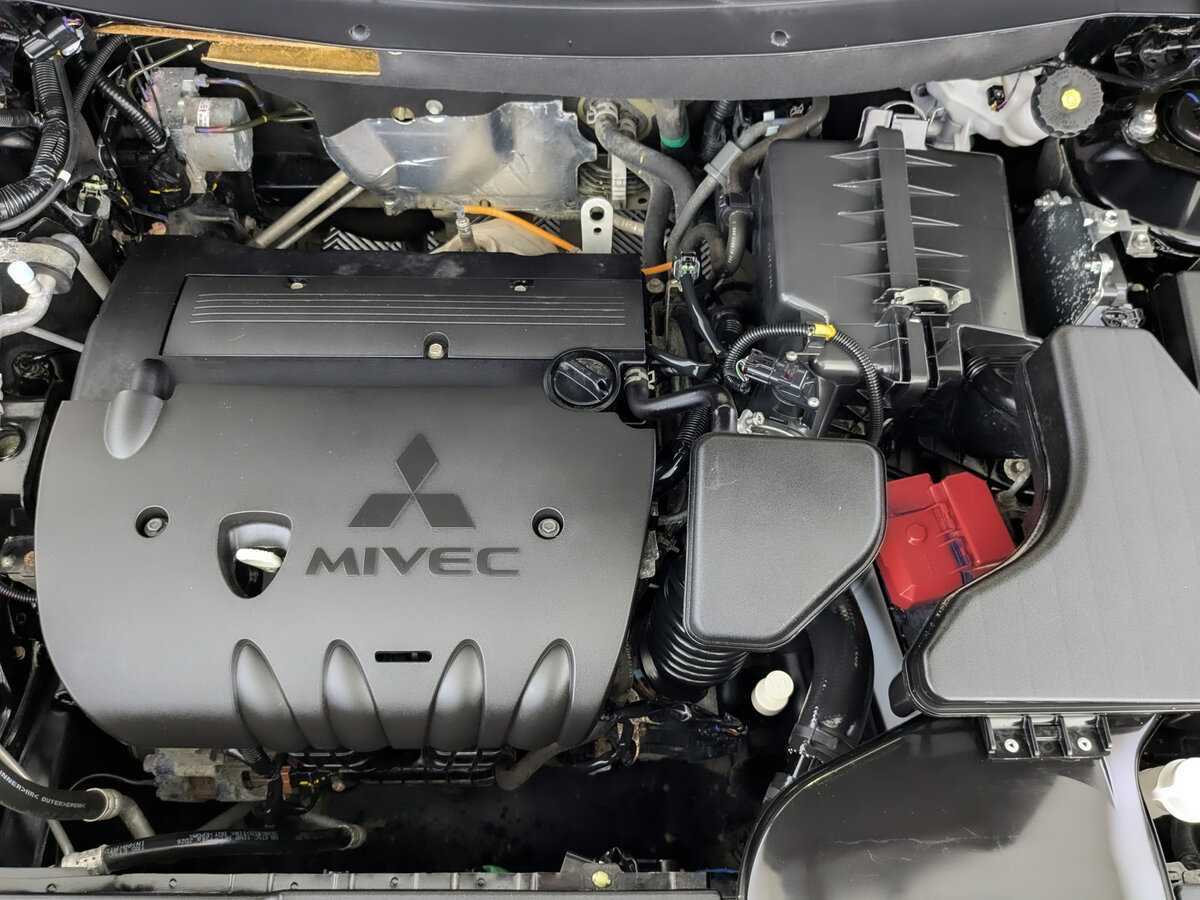 Купить Mitsubishi Outlander, 2021, 133 519 км, фото №9