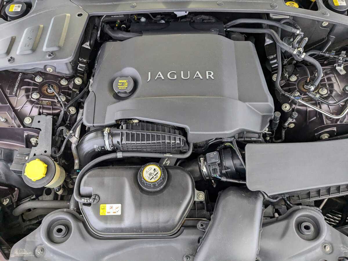Купить Jaguar XJ, 2012, 245 927 км, фото №9